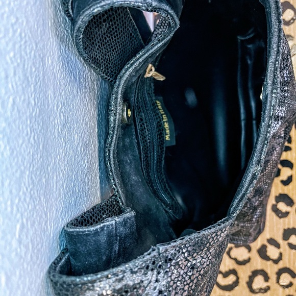 Leather faux snakeskin purse - Picture 2 of 3